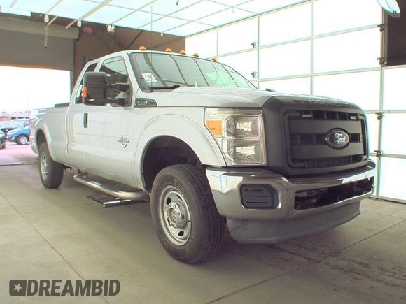 2013 Ford F-250 XL with VIN 1FT7X2BT6DEB36591, listed as a IAAI auction lot 42763197 with 330,968 mi miles and . Bid and sale history available at DreamBid. Image 4.