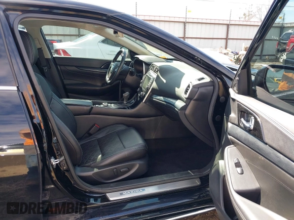 2020 Nissan Maxima Platinum with VIN 1N4AA6FV0LC376990, listed as a IAAI auction lot 41642392 with 55,566 mi miles and . Bid and sale history available at DreamBid. Image 5.