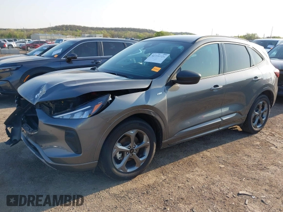 2024 Ford Escape ST-Line with VIN 1FMCU0MN1RUA41682, listed as a IAAI auction lot 41958924 with 19,529 mi miles and . Bid and sale history available at DreamBid. Image 18.