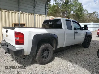2011 Chevrolet Silverado 1500 Work Truck with VIN 1GCRCPEA0BZ406402, listed as a Copart auction lot 74628274 with 277,413 mi miles and Salvage Title. Bid and sale history available at DreamBid. Image 3.