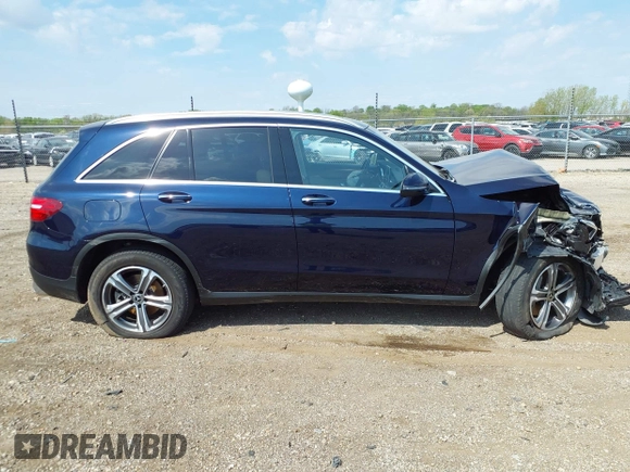 2019 Mercedes-Benz GLC 300 z VIN WDC0G4KB5KF626915, wystawiony jako IAAI lot #42100847 z przebiegiem 22 440 mil mil oraz . Historia ofert i sprzedaży dostępna na DreamBid. Obrazek 13.