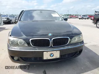2008 BMW 7 Series 750Li with VIN WBAHN83588DT81043, listed as a IAAI auction lot 42108479 with 141,499 mi miles and . Bid and sale history available at carsss.com. Image 13.