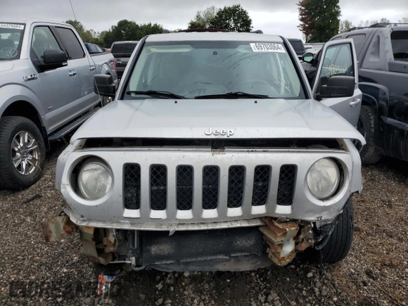 2012 Jeep Patriot with VIN 1C4NJPAB5CD558435, listed as a Copart auction lot 69703064 with 218,420 mi miles and Clean title. Bid and sale history available at DreamBid. Image 5.