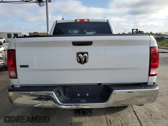 2023 Ram 1500 SLT z VIN 1C6RR6LG7PS533834, wystawiony jako Copart lot #57865545 z przebiegiem 45 449 mil mil oraz Nie do naprawy • Non repairable. Historia ofert i sprzedaży dostępna na DreamBid. Obrazek 6.