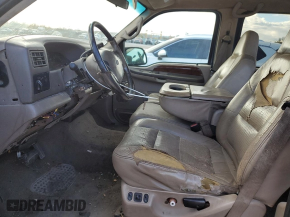 2001 Ford Super Duty F-250 XL with VIN 1FTNW21S71EB38509, listed as a Copart auction lot 81579944 with 204,707 mi miles and Salvage Title. Bid and sale history available at carsss.com. Image 7.