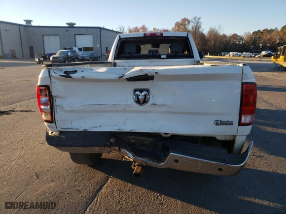 2017 Ram 2500 Tradesman with VIN 3C6UR5HL9HG503995, listed as a Copart auction lot 82925474 with 184,430 mi miles and Salvage Title. Bid and sale history available at carsss.com. Image 6.