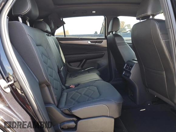 2024 Volkswagen Atlas SE with VIN 1V2JE2CA3RC213573, listed as a Copart auction lot 55290605 with 24,278 mi miles and Salvage title. Bid and sale history available at DreamBid. Image 11.