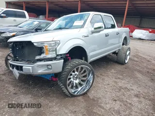 2018 Ford F-150 XL z VIN 1FTEW1CP4JFB37718, wystawiony jako IAAI lot #42354204 z przebiegiem 141 689 mil mil oraz . Historia ofert i sprzedaży dostępna na DreamBid. Obrazek 17.