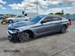 2019 BMW 5 Series 530i xDrive с VIN WBAJA7C56KG912253, выставлен на аукционе Copart как лот 61635615 с пробегом 92 234 миль миль и На запчасти • Non repairable. История ставок и продаж доступна на DreamBid. Изображение 1.