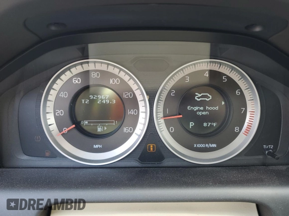 2012 Volvo XC60 PZEV with VIN YV4940DZ4C2302482, listed as a Copart auction lot 61491205 with 92,967 mi miles and Salvage title. Bid and sale history available at DreamBid. Image 9.