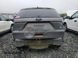 2016 Ford Explorer Platinum z VIN 1FM5K8HT9GGB76930, wystawiony jako Copart lot #56923465 z przebiegiem 141 811 mil mil oraz Szkoda całkowita • Salvage title. Historia ofert i sprzedaży dostępna na DreamBid. Obrazek 6.