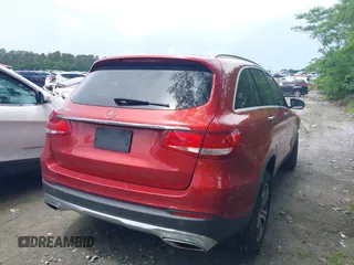 2019 Mercedes-Benz GLC 300 with VIN WDC0G4JB1KV149715, listed as a IAAI auction lot 42161240 with 128,906 mi miles and . Bid and sale history available at DreamBid. Image 4.