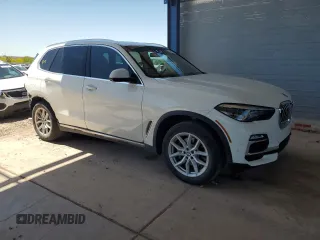 2020 BMW X5 xDrive40i with VIN 5UXCR6C0XL9B21721, listed as a Copart auction lot 53701205 with 31,397 mi miles and Salvage Title. Bid and sale history available at carsss.com. Image 4.