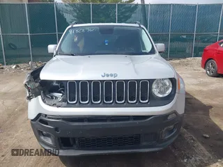 2017 Jeep Renegade Latitude with VIN ZACCJABBXHPG07320, listed as a IAAI auction lot 41828760 with 116,684 mi miles. Bid and sale history available at carsss.com. Image 12.