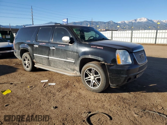 2010 GMC Yukon XL Denali with VIN 1GKUKMEFXAR122804, listed as a Copart auction lot 44266985 with 257,039 mi miles and Salvage Title. Bid and sale history available at carsss.com. Image 4.