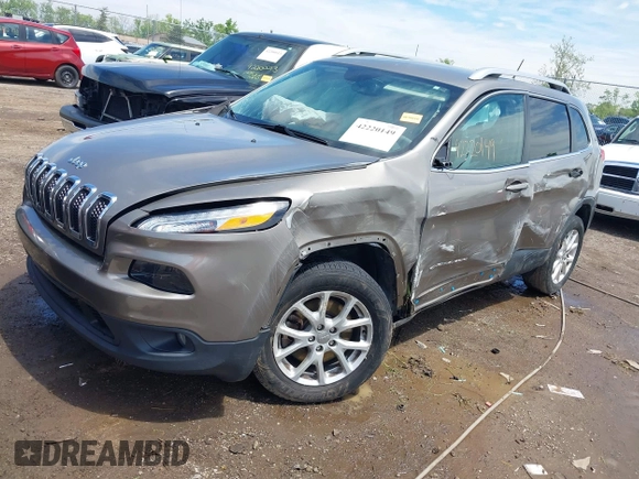 2018 Jeep Cherokee Latitude Tech Connect с VIN 1C4PJLCB4JD573830, выставлен на аукционе IAAI как лот 42220149 с пробегом 123 084 миль миль и . История ставок и продаж доступна на DreamBid. Изображение 2.
