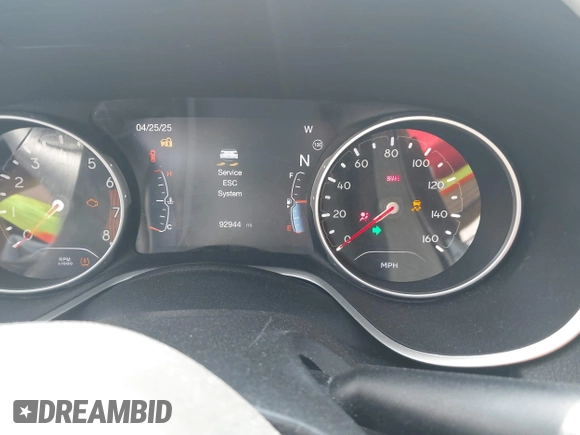 2018 Jeep Compass Latitude with VIN 3C4NJDBB1JT265894, listed as a IAAI auction lot 42109967 with 92,944 mi miles and . Bid and sale history available at DreamBid. Image 7.