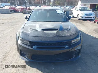 2020 Dodge Charger SRT Hellcat z VIN 2C3CDXL91LH128675, wystawiony jako IAAI lot #40805177 z przebiegiem 43 619 mil mil oraz . Historia ofert i sprzedaży dostępna na DreamBid. Obrazek 12.