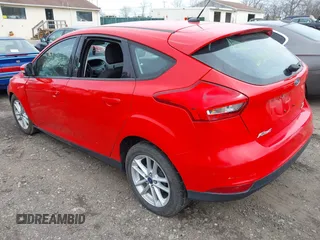 2015 Ford Focus SE with VIN 1FADP3K2XFL223205, listed as a IAAI auction lot 41896693 with 999,999 mi miles. Bid and sale history available at carsss.com. Image 3.