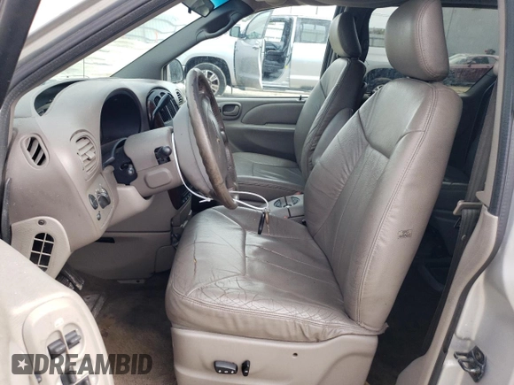 2001 Chrysler Town & Country LXi with VIN 2C8GP54L21R280196, listed as a Copart auction lot 85731344 with 127,056 mi miles and Non Repairable. Bid and sale history available at DreamBid. Image 7.