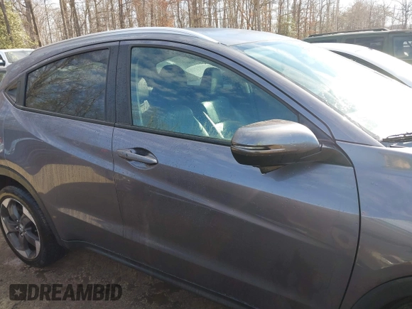 2018 Honda HR-V EX-L Navi with VIN 3CZRU5H76JM716971, listed as a IAAI auction lot 41646262 with 60,742 mi miles. Bid and sale history available at carsss.com. Image 13.