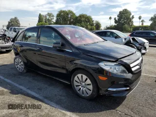2016 Mercedes-Benz B with VIN WDDVP9AB3GJ009369, listed as a Copart auction lot 69993933 with 69,804 mi miles. Bid and sale history available at carsss.com. Image 4.