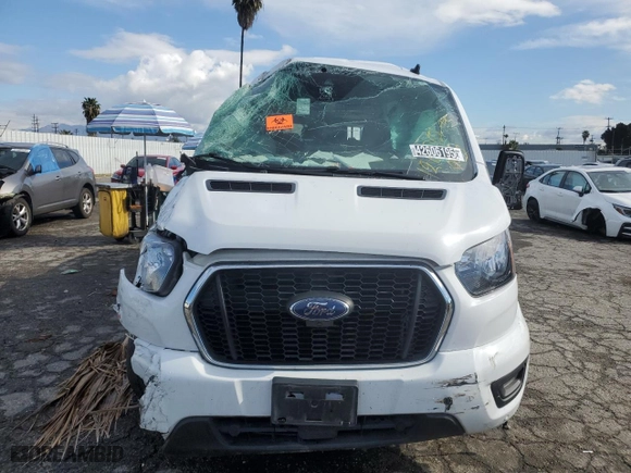 2023 Ford Transit Passenger Wagon XL with VIN 1FBAX2YG6PKA93557, listed as a Copart auction lot 42606195 with 0 mi miles and Non Repairable. Bid and sale history available at carsss.com. Image 5.