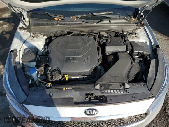 2017 Kia Cadenza Premium with VIN KNALC4J14H5039575, listed as a Copart auction lot 77911134 with 57,822 mi miles and Clean Title. Bid and sale history available at carsss.com. Image 11.