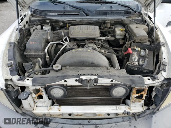 2008 Dodge Dakota z VIN 1D3HE32KX8S525837, wystawiony jako Copart lot #53922725 z przebiegiem 138 810 mil mil oraz Szkoda całkowita • Salvage title. Historia ofert i sprzedaży dostępna na DreamBid. Obrazek 11.