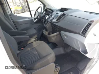 2019 Ford Transit Passenger XL with VIN 1FBAX2CM8KKA99530, listed as a IAAI auction lot 41664660 with 33,044 mi miles. Bid and sale history available at carsss.com. Image 5.