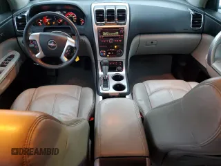 2009 GMC Acadia SLT2 with VIN 1GKEV33D29J138917, listed as a Copart auction lot 84447654 with 174,699 mi miles and Salvage Title. Bid and sale history available at DreamBid. Image 8.