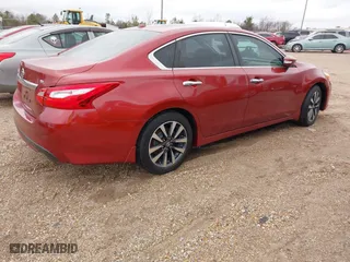 2016 Nissan Altima 2.5 SL with VIN 1N4AL3AP7GC133474, listed as a IAAI auction lot 41535303 with 137,833 mi miles. Bid and sale history available at carsss.com. Image 4.