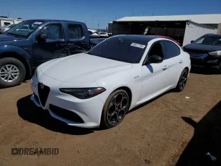 2023 Alfa Romeo Giulia Veloce with VIN ZARFANBN2P7667947, listed as a Copart auction lot 66617784 with 33,588 mi miles and Clean title. Bid and sale history available at DreamBid. Image 1.