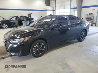 2024 Nissan Sentra SV z VIN 3N1AB8CV3RY220601, wystawiony jako Copart lot #56642345 z przebiegiem 43 045 mil mil oraz Szkoda całkowita • Salvage title. Historia ofert i sprzedaży dostępna na DreamBid. Obrazek 1.