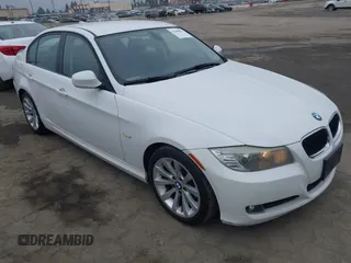 2011 BMW 3 Series 328i с VIN WBAPH5C58BA447908, выставлен на аукционе IAAI как лот 42489879 с пробегом 84 595 миль миль и . История ставок и продаж доступна на DreamBid. Изображение 1.