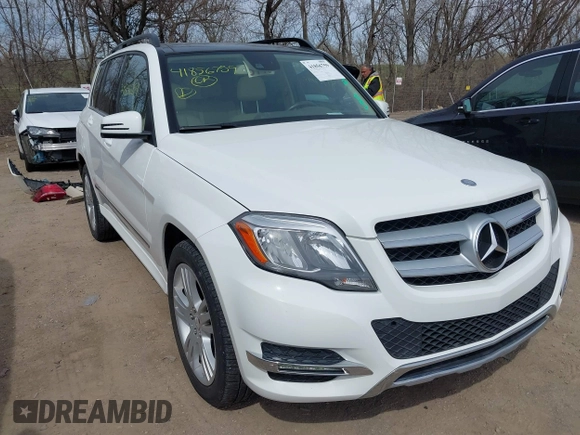 2015 Mercedes-Benz GLK with VIN WDCGG8JB8FG437814, listed as a IAAI auction lot 41856759 with 87,565 mi miles. Bid and sale history available at carsss.com. Image 1.