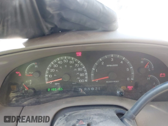 2000 Ford F-150 XL with VIN 1FTRX18W7YNA15739, listed as a IAAI auction lot 40954299 with 218,018 mi miles and . Bid and sale history available at DreamBid. Image 7.