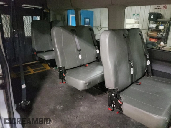 2018 Ford Transit with VIN 1FDZX2XM3JKB43243, listed as a Copart auction lot 47685495 with 201,458 mi miles and Clean Title. Bid and sale history available at DreamBid. Image 10.