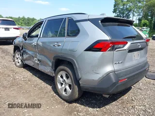 2021 Toyota RAV4 XLE с VIN 2T3P1RFV2MC177476, выставлен на аукционе IAAI как лот 42603949 с пробегом 39 457 миль миль и . История ставок и продаж доступна на DreamBid. Изображение 3.