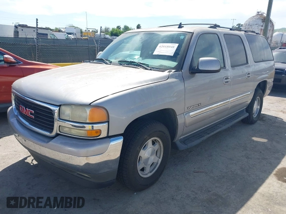 2006 GMC Yukon XL SLT with VIN 1GKEC16Z86J176813, listed as a IAAI auction lot 42018048 with 218,519 mi miles. Bid and sale history available at carsss.com. Image 2.