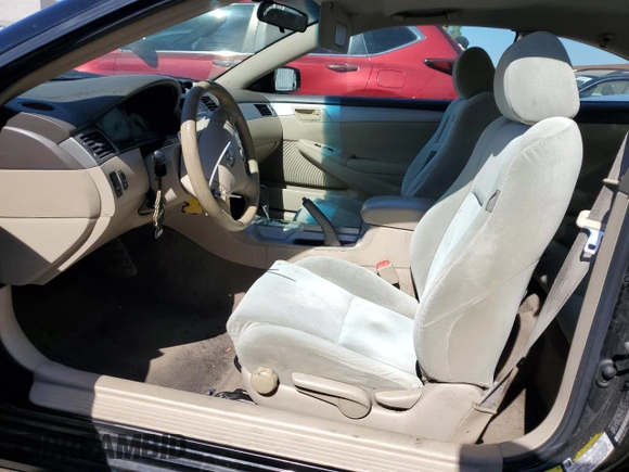 2005 Toyota Solara SE with VIN 4T1CE38P65U526615, listed as a Copart auction lot 68033204 with 163,511 mi miles and Clean Title. Bid and sale history available at carsss.com. Image 7.