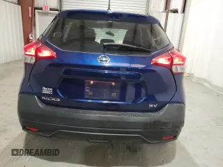 2019 Nissan Kicks S z VIN 3N1CP5CU8KL539592, wystawiony jako Copart lot #59495875 z przebiegiem 129 971 mil mil oraz Czysty tytuł • Clean title. Historia ofert i sprzedaży dostępna na DreamBid. Obrazek 6.