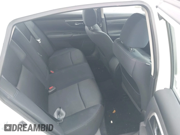 2017 Nissan Altima SR with VIN 1N4AL3APXHC152604, listed as a IAAI auction lot 41978787 with 104,268 mi miles and . Bid and sale history available at DreamBid. Image 5.