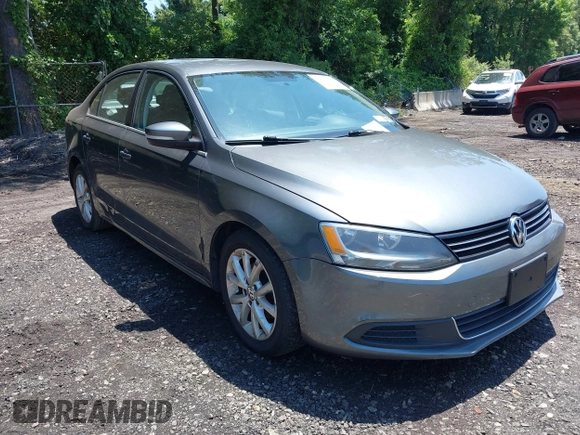 2013 Volkswagen Jetta SE with VIN 3VWDP7AJ2DM447510, listed as a IAAI auction lot 42522268 with 240,467 mi miles and . Bid and sale history available at DreamBid. Image 1.