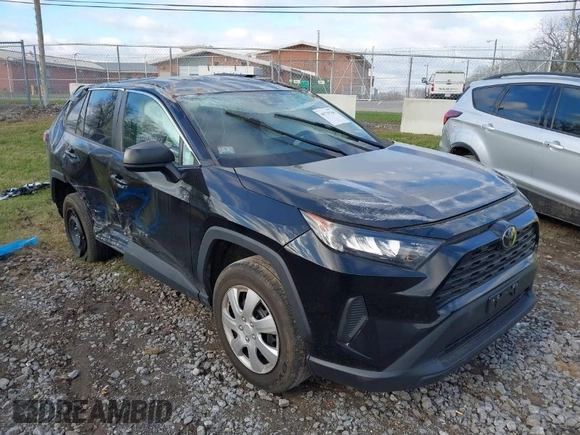 2021 Toyota RAV4 LE with VIN 2T3F1RFV6MC170364, listed as a IAAI auction lot 40770768 with 84,128 mi miles. Bid and sale history available at carsss.com. Image 1.