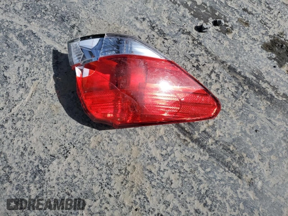 2011 Subaru Outback Prem with VIN 4S4BRCBC8B3334765, listed as a Copart auction lot 49220445 with 171,941 mi miles and Salvage Title. Bid and sale history available at DreamBid. Image 12.