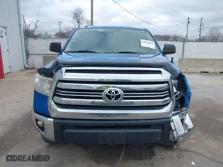 2017 Toyota Tundra 4WD SR5 with VIN 5TFDW5F13HX661540, listed as a IAAI auction lot 41865611 with 177,243 mi miles. Bid and sale history available at carsss.com. Image 13.