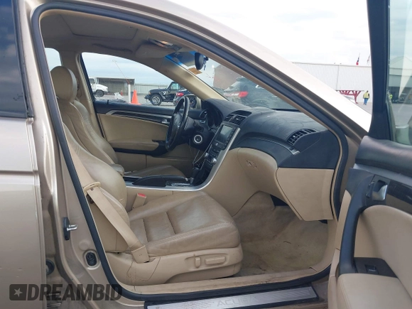 2007 Acura TL with VIN 19UUA662X7A001351, listed as a IAAI auction lot 41867038 with 180,214 mi miles. Bid and sale history available at carsss.com. Image 5.