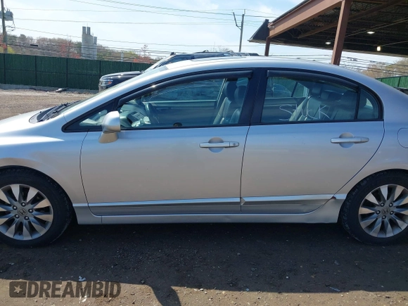 2011 Honda Civic EX-L with VIN 2HGFA1F96BH504524, listed as a IAAI auction lot 42091146 with 92,670 mi miles and . Bid and sale history available at DreamBid. Image 14.