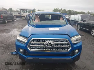 2017 Toyota Tacoma SR5 with VIN 5TFCZ5AN5HX104657, listed as a IAAI auction lot 41937797 with 116,320 mi miles and . Bid and sale history available at carsss.com. Image 6.